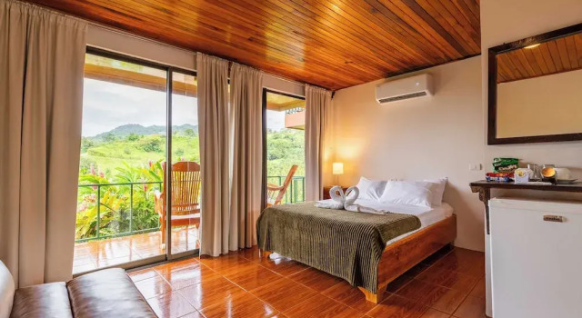 Chateau Arenal Hotel & Restaurante, Prenota Hotel El Castillo Alajuela