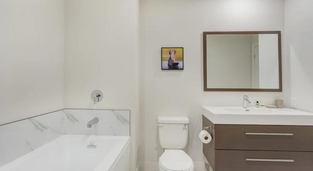 Двухместные апартаменты LEquinox Modern Apartments by Corporate Stays