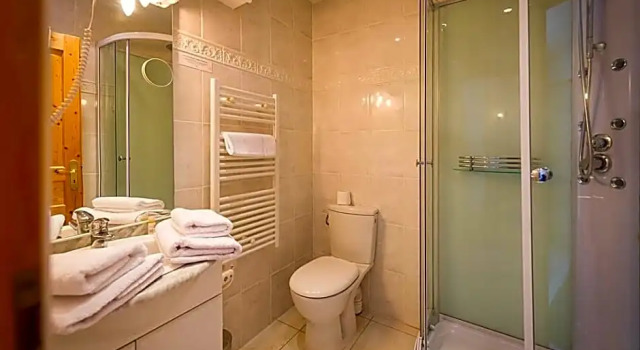 Номер Standard с видом на сад Domaine de Presle Saumur, The Originals Relais