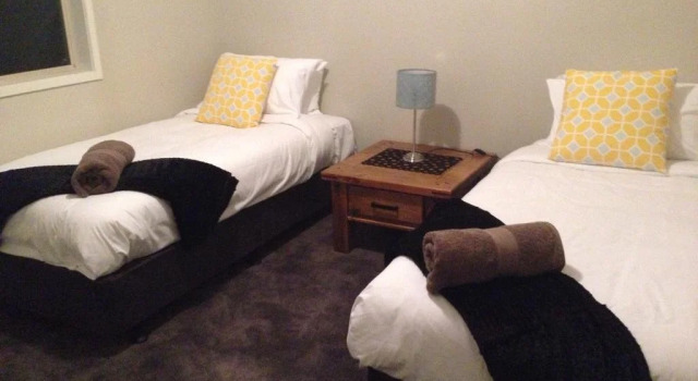 Ballarat Luxury Villas, Rezerwuj Hotel Hotele 3-gwiazdkowe w Ballarat, 3*