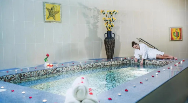 Concorde Hotel - Fujairah, Prenota Hotel Al-Fujairah 