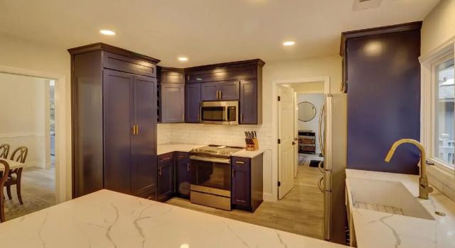 16 Dewberry Four BR Home Sea Pines, Забронировать Отель Хилтон-Хед-Айленд Lowcountry, рядом с Поля для гольфа Heron Point and Ocean Course