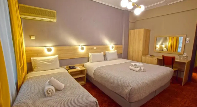 Трёхместный номер Standard Johns Hotel