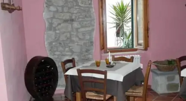 Albergo Chiar Di Luna, Забронировать Отель Кареджине 