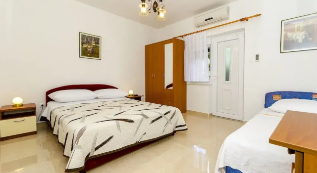 Студия Apartments Vinko