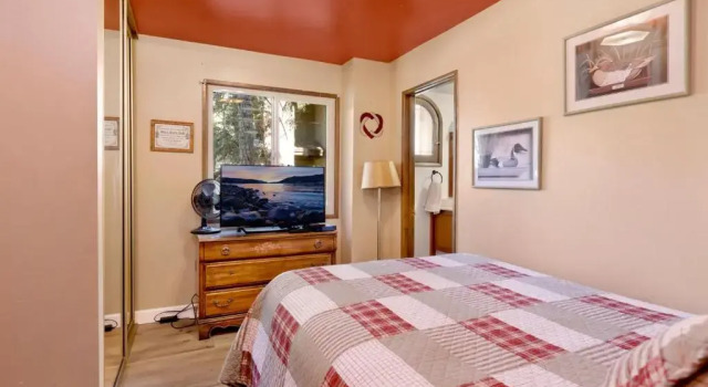 Swiss Haus #2042 by Big Bear Vacations, Rezerwuj Hotel Big Bear Lake Stany Zjednoczone