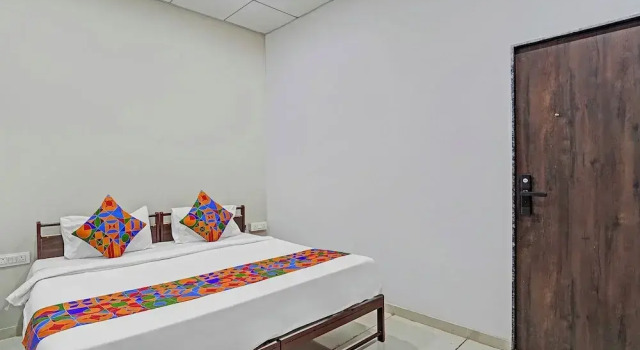 Номер Deluxe Fabhotel Aj Residency Airport Stay