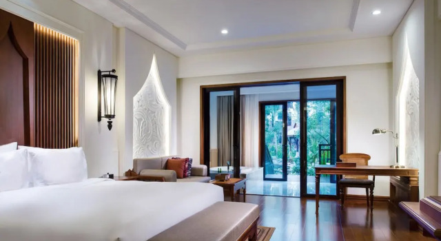 Двухместный номер Premium с балконом и с видом на сад InterContinental Xishuangbanna Resort by IHG