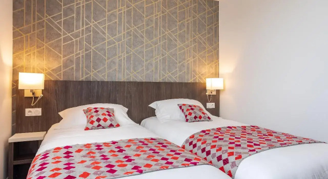 Brit Hotel Ploermel - Hotel de lHippodrome, Réserver Hôtel Hôtels et hébergements à Morbihan, Hôtel