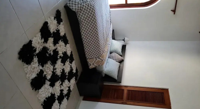 Villa 6 Bedrooms Guests Friendly