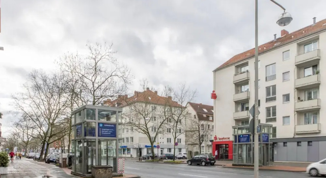 Private Room Grimmstraße, Забронировать Гостевой дом Отели Ганновера с парковкой, Парковка
