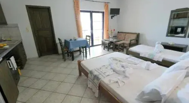 Hotel Zeus, Забронировать Отель Отели Каристос 3 звезды, 3*