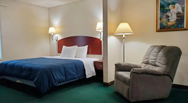 Двухместный люкс Candlelight Inn & Suites Hwy 69 near McAlester