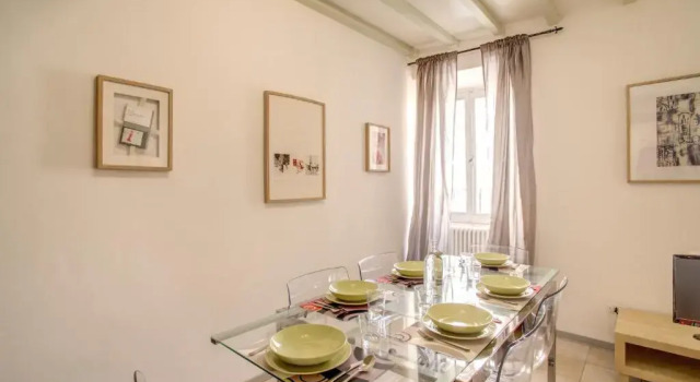 Апартаменты Three Bedroom Apartment Campo dei Fiori