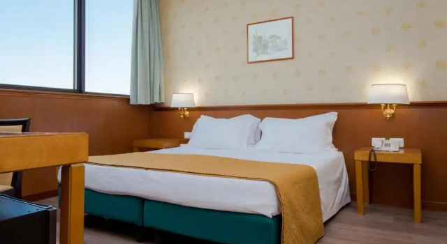 Четырёхместный номер Standard Hotel The Brand Roma