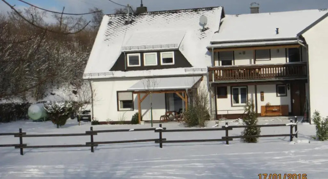 Апартаменты с 2 комнатами Ferienwohnungen Grafenfelder Hof