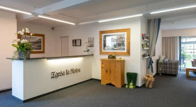 Zuhause in den Alpen Ihre Ferienwohnung mit Hallenbad und Sauna, Book Hotel Vaz-Obervaz Grisons