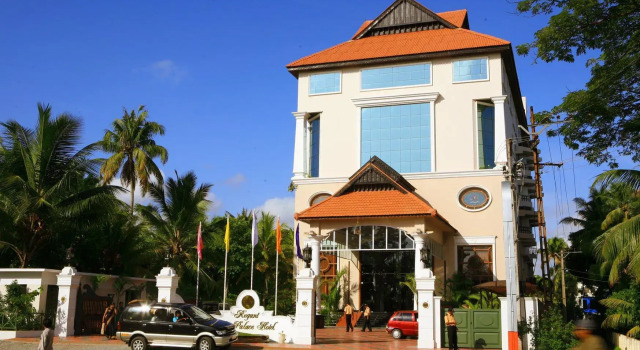 Номер Standard Regant Lake Palace Hotel