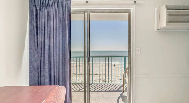 Summerwind Oceanfront Hotel