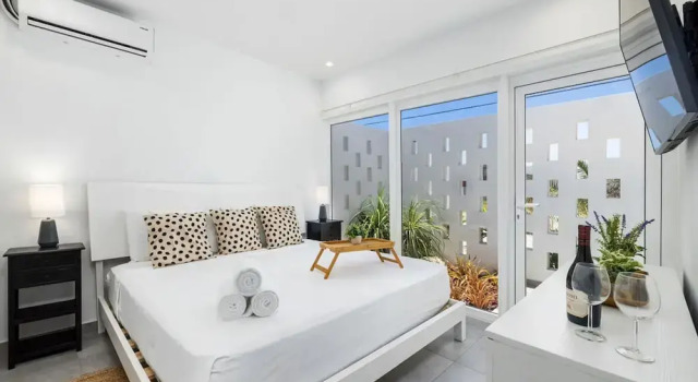 Newly Built Private Pool 3BR Parking Wi-fi, Varaa Hotelli Noord Aruba
