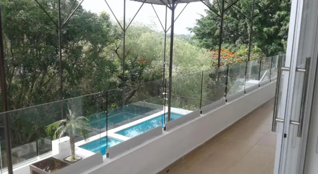 Трёхместный номер Deluxe Rancho Macloy Hotel Spa & Social Events