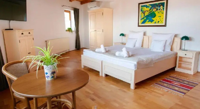 Zumzet, Rezervovat Hotel Şelimbăr Sibiu County