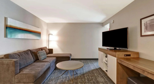 Люкс Hampton Inn St. Catharines Niagara