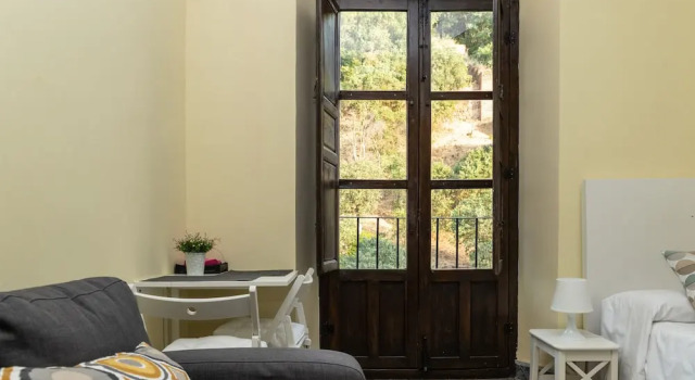Студия Superior Alhambra Sonder Apartments
