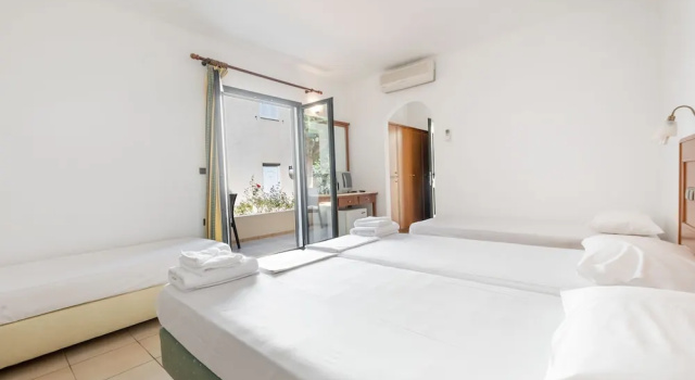 Семейный номер Standard c 1 комнатой с балконом Anastasia Hotel Stalis