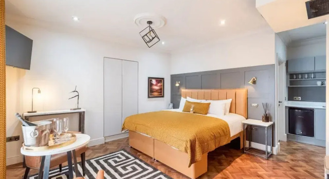 Студия King Street Aparthotel
