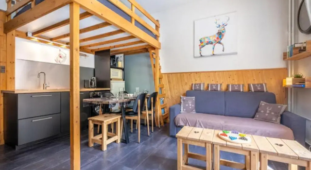 Апартаменты Warm Haven in Chamonix with Balcony