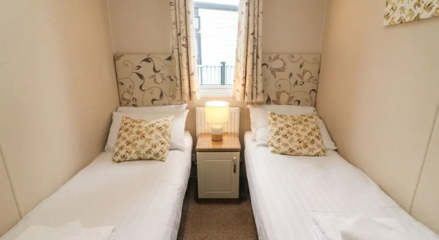 Waterside Lodge