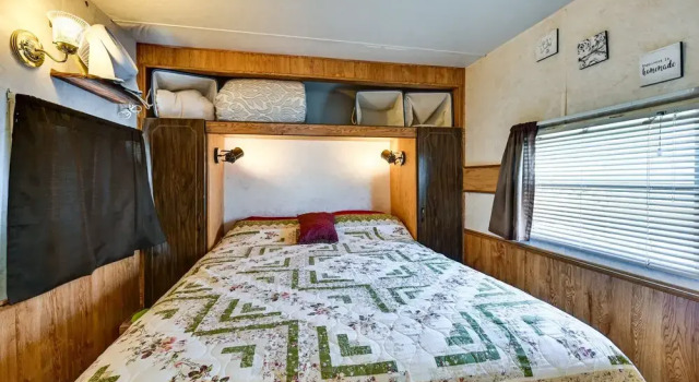Yuma Getaway w/ Pool Access, 5 Mi to Lutes Casino!, Rezervați Casă de vacanță Yuma 