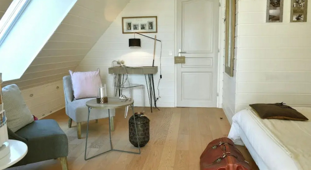 Luxurious Holiday Home in Sibiril Near Beach, Забронировать Отель Отели Finistère с парковкой, Парковка