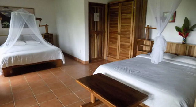 Rancho Margot, Prenota Hotel El Castillo Alajuela