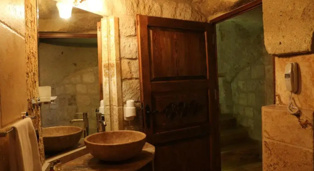 Номер Standard с красивым видом из окна Kemerhan Cave Suites