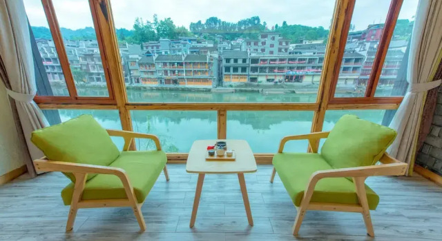 Номер Superior Floral Hotel Fenghuang Huercaowu