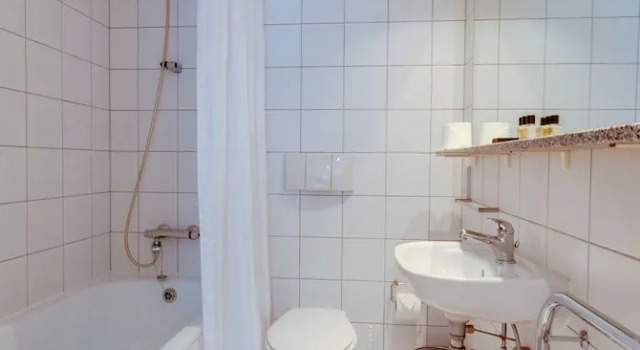 Номер Standard Base Serviced Apartments - The Docks