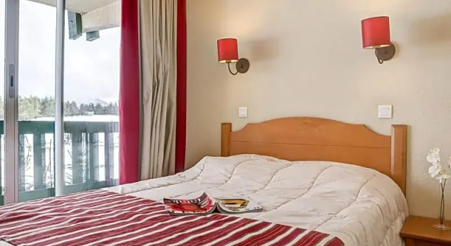 Апартаменты Standard Résidence Pierre & Vacances Pyrenees 2000 Le Séquoia