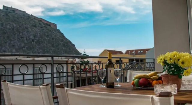 API Projects Nafplio - Family Superior Apartment, Забронировать Апартаменты/квартира Отели Нафплион с парковкой, рядом с National Gallery Nafplio, Парковка