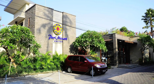Puri Mesari Suites