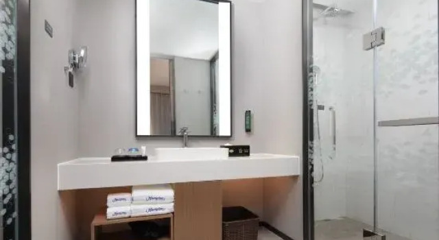 Люкс Hampton by Hilton Chengdu Shuangliu Airport