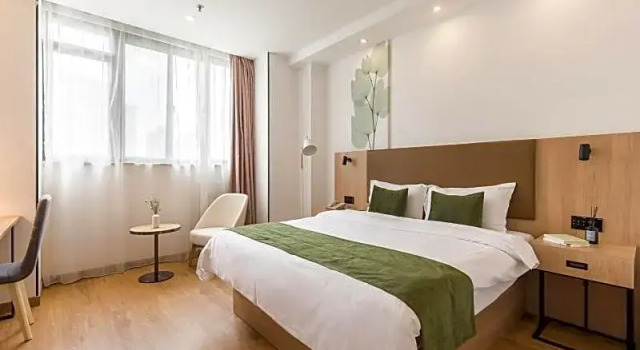 Номер Deluxe GreenTree Inn ShangHai ZhouPu Town XiuPu Road Business Hotel