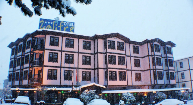 Zalifre Hotel