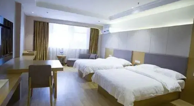 Номер Deluxe GreenTree Inn Jiangsu Wuxi Jiangyin Yunting Changshan Avenue ChenGYAng Road Business Hotel