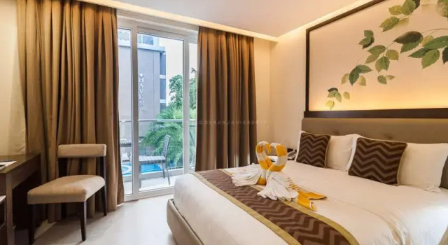 Deluxe Dvoulůžkový s manželskou postelí pokoj s balkonem a a výhledem na bazén Boracay Haven Suites