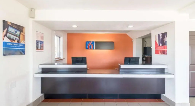 Motel 6 Wichita Falls - North, Boek Motel Hotels in Wichita Falls met parkeren, Parkeren