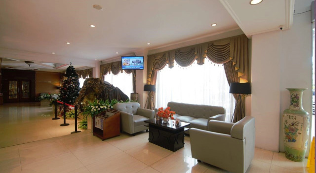Garuda Hotel, Book Hotel Pontianak 