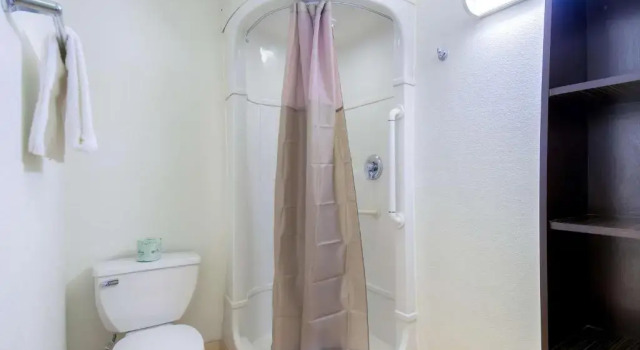 Четырёхместный номер Standard Studio 6 Suites Las Vegas, NV - Tropicana