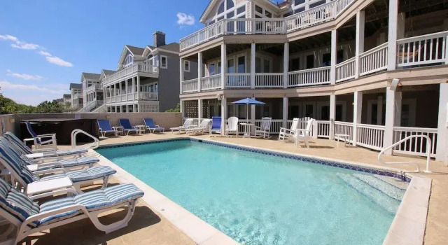 Windrift - 6 Br Home